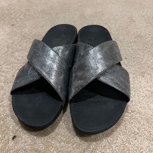 FITFLOP STRAP SANDAL SIZE 9US/41EU